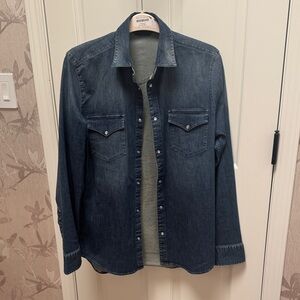 ARI men’s Italian Denim Button-Up Shirt